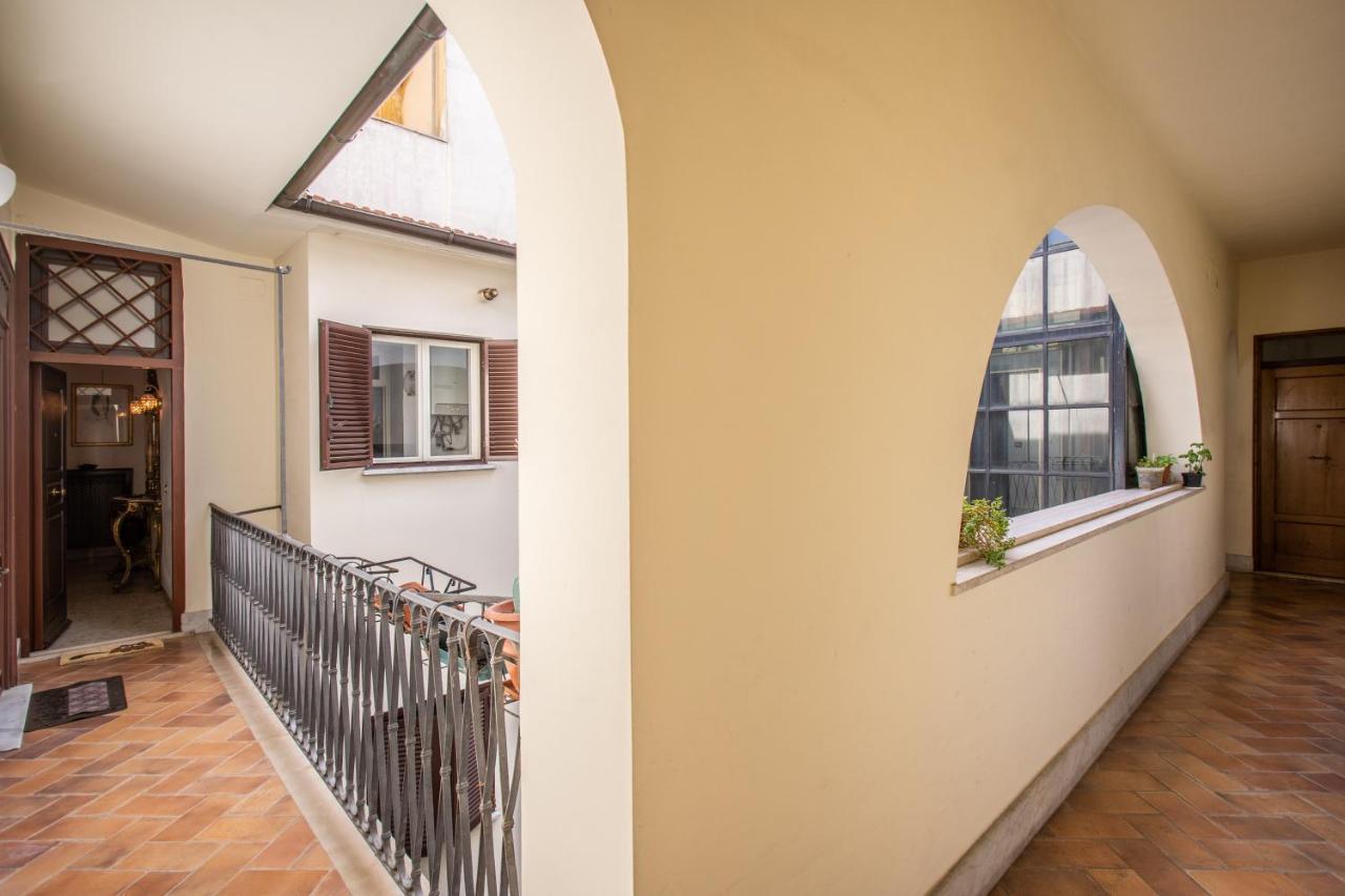 Warm Apt In Ancient Building In Vatican-P S Pietro Rome Exterior photo